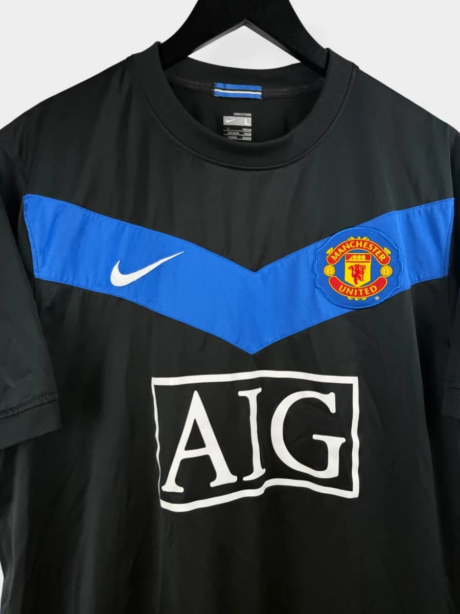2009/10 Manchester United Away shirt - view 3 of 4