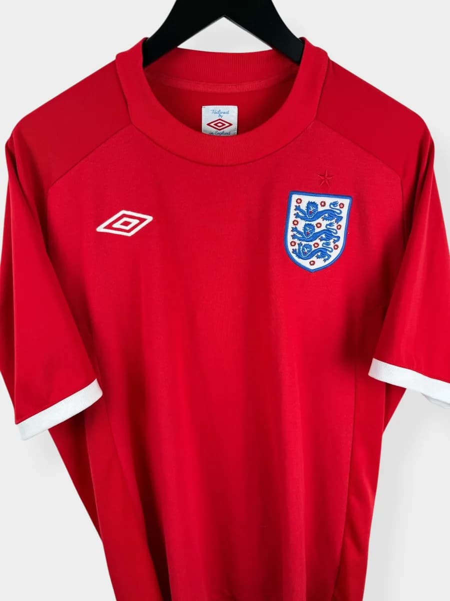 2010/11 England Away shirt - view 4 of 5