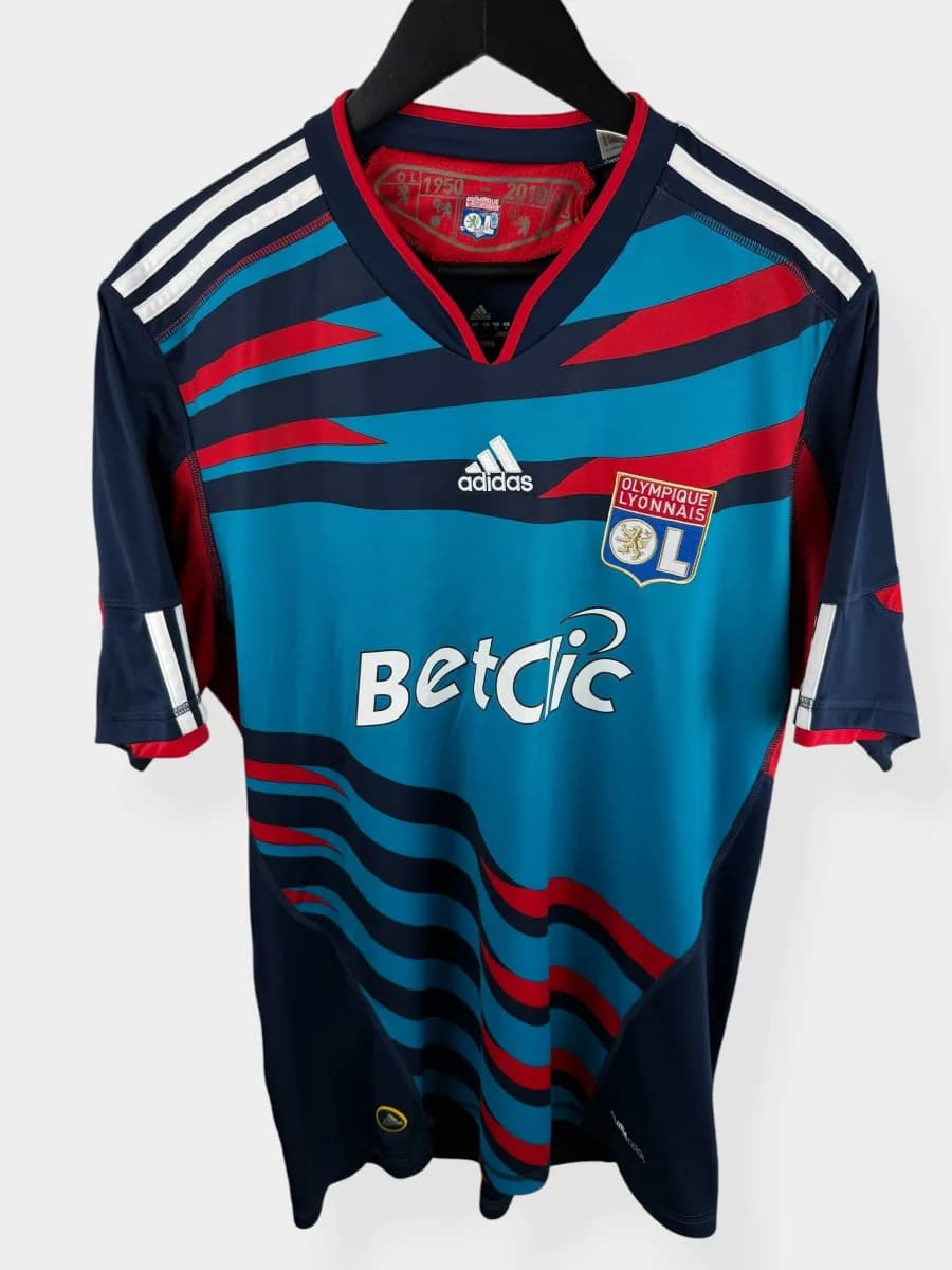 2010/11 Olympique Lyonnais Third shirt - view 1 of 4