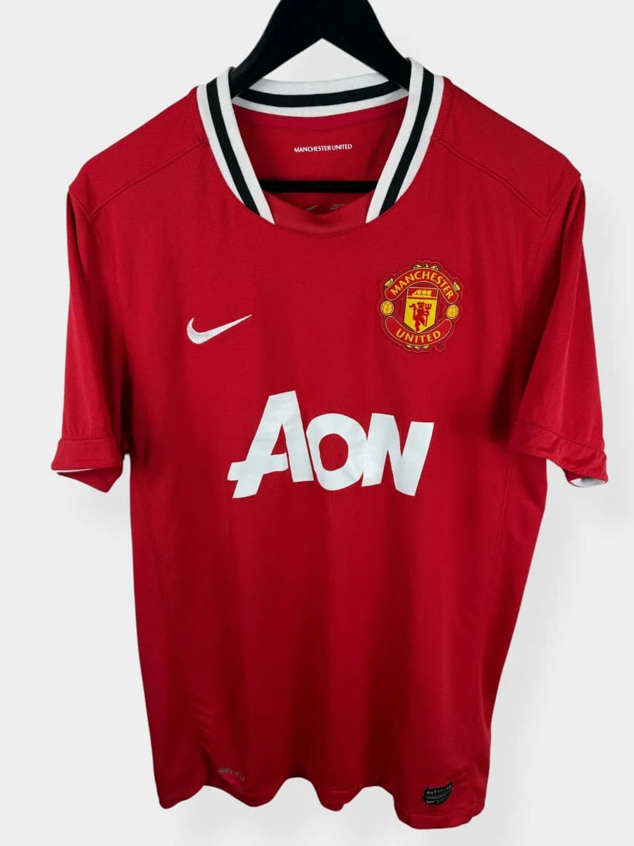 2011/12 Manchester United Home shirt - view 4 of 5