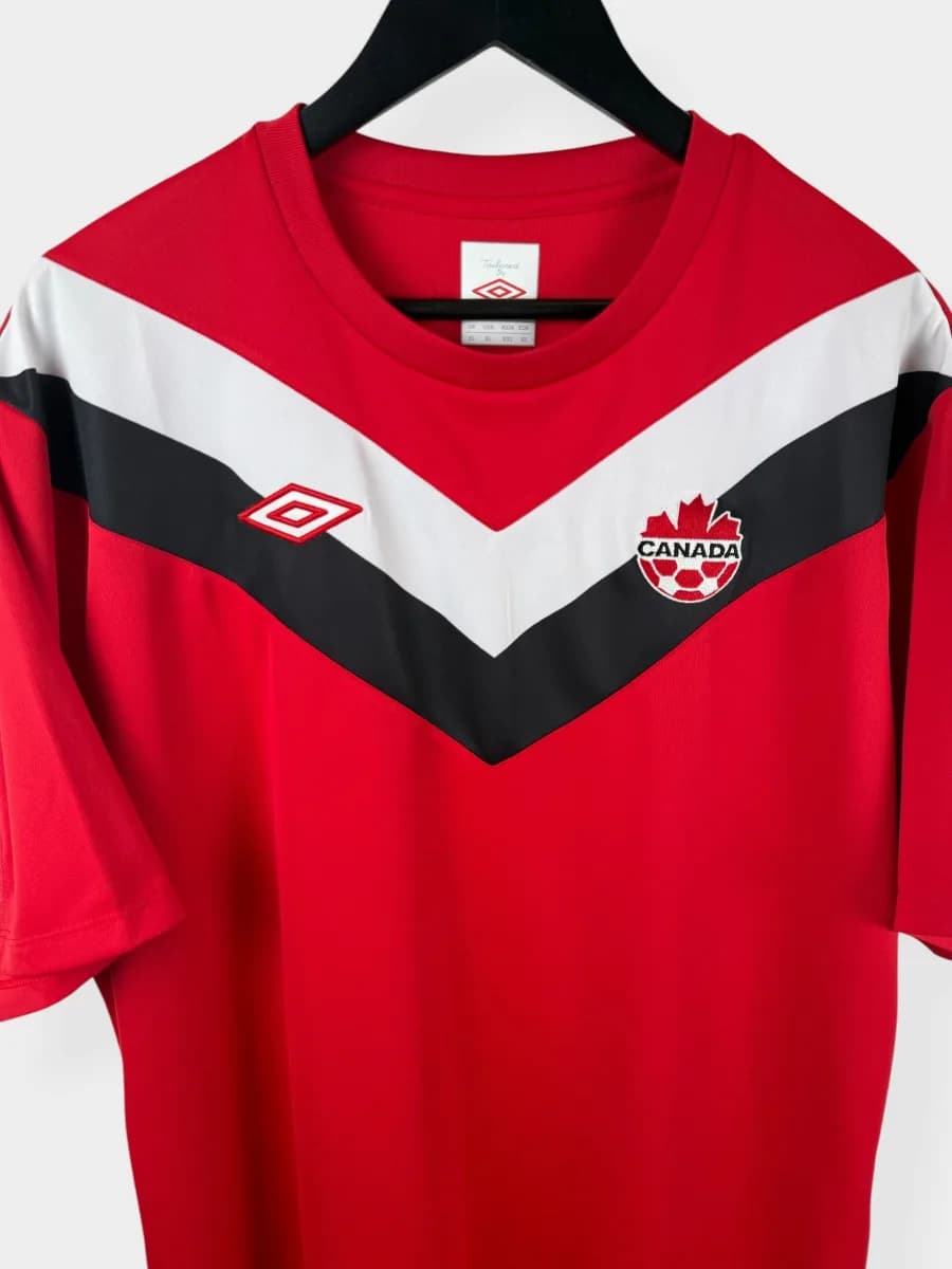 2011 Canada Home shirt - view 3 of 4