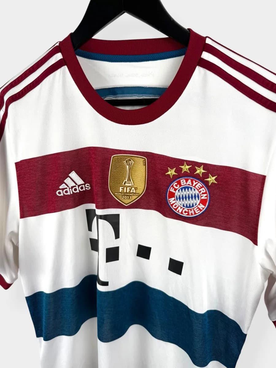 2014/15 Bayern Munich Away shirt - view 5 of 5