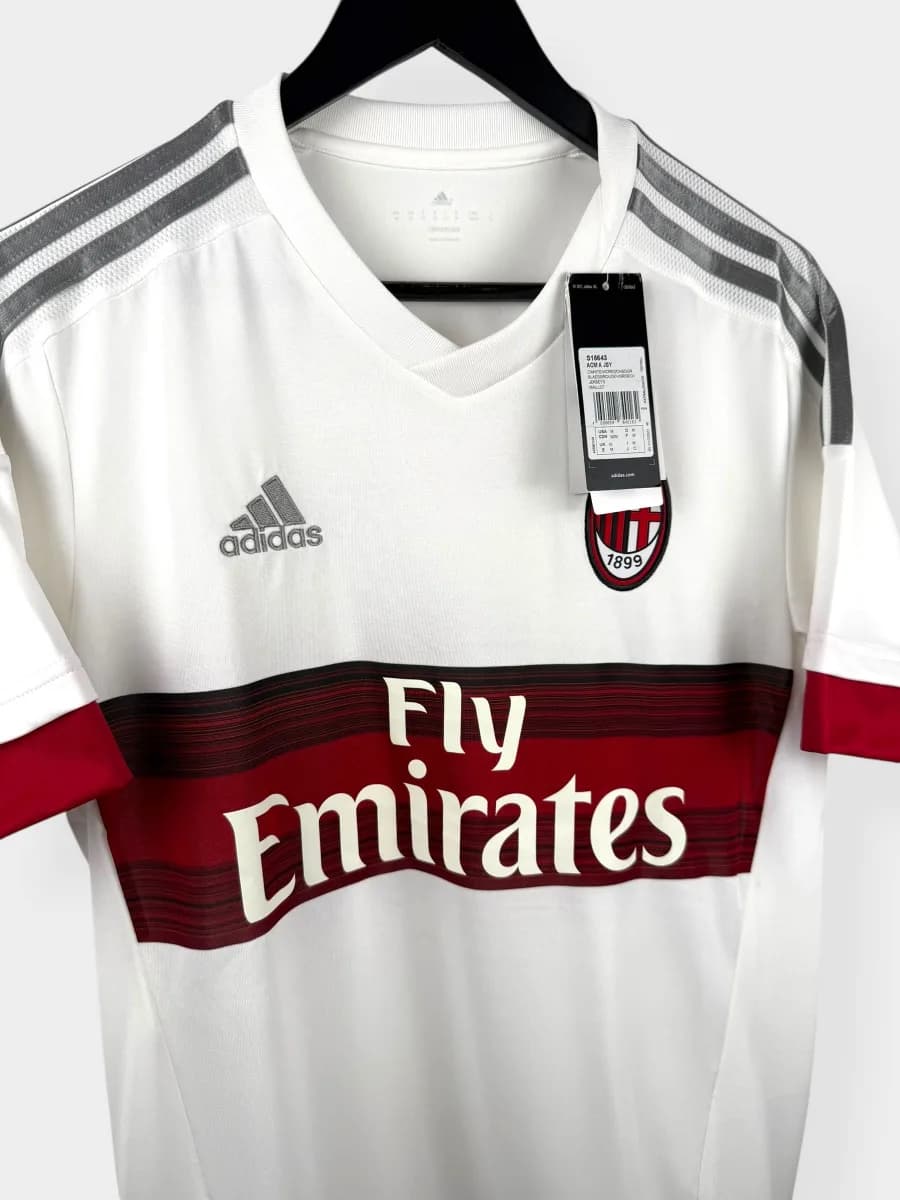 2015/16 AC Milan Away shirt - view 4 of 5