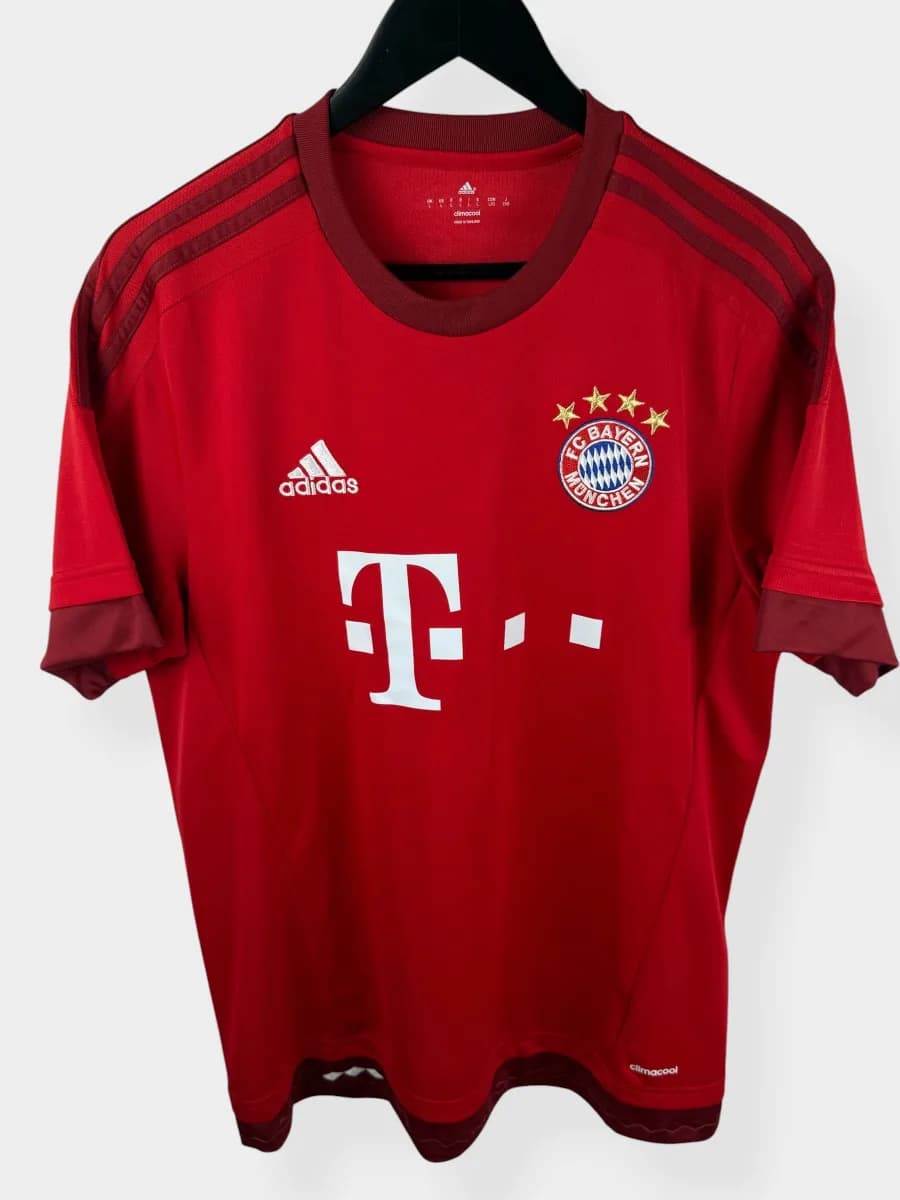 2015/16 Bayern Munich Home shirt - view 2 of 5