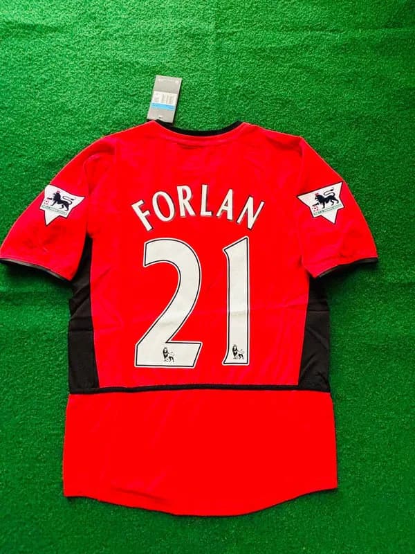 2002/04 Manchester United Home shirt