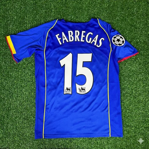 2004/05 Arsenal shirt