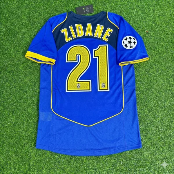 2004/05 Juventus shirt