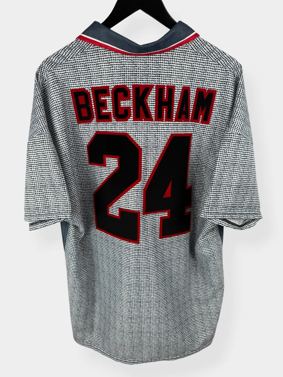1995-96 MANCHESTER UNITED AWAY SHIRT BECKHAM #24 XL