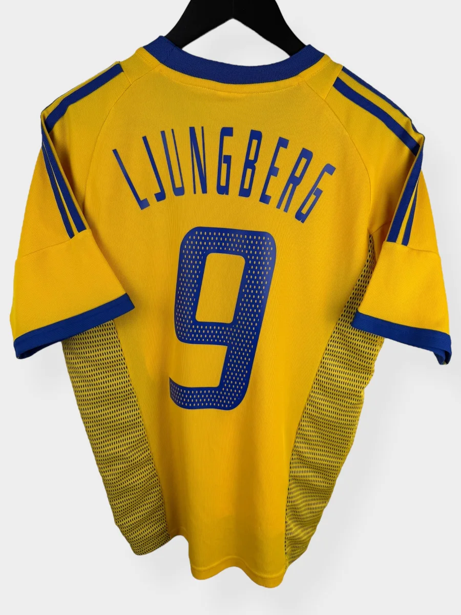 2002-03 SWEDEN HOME SHIRT LJUNGBERG #9 S