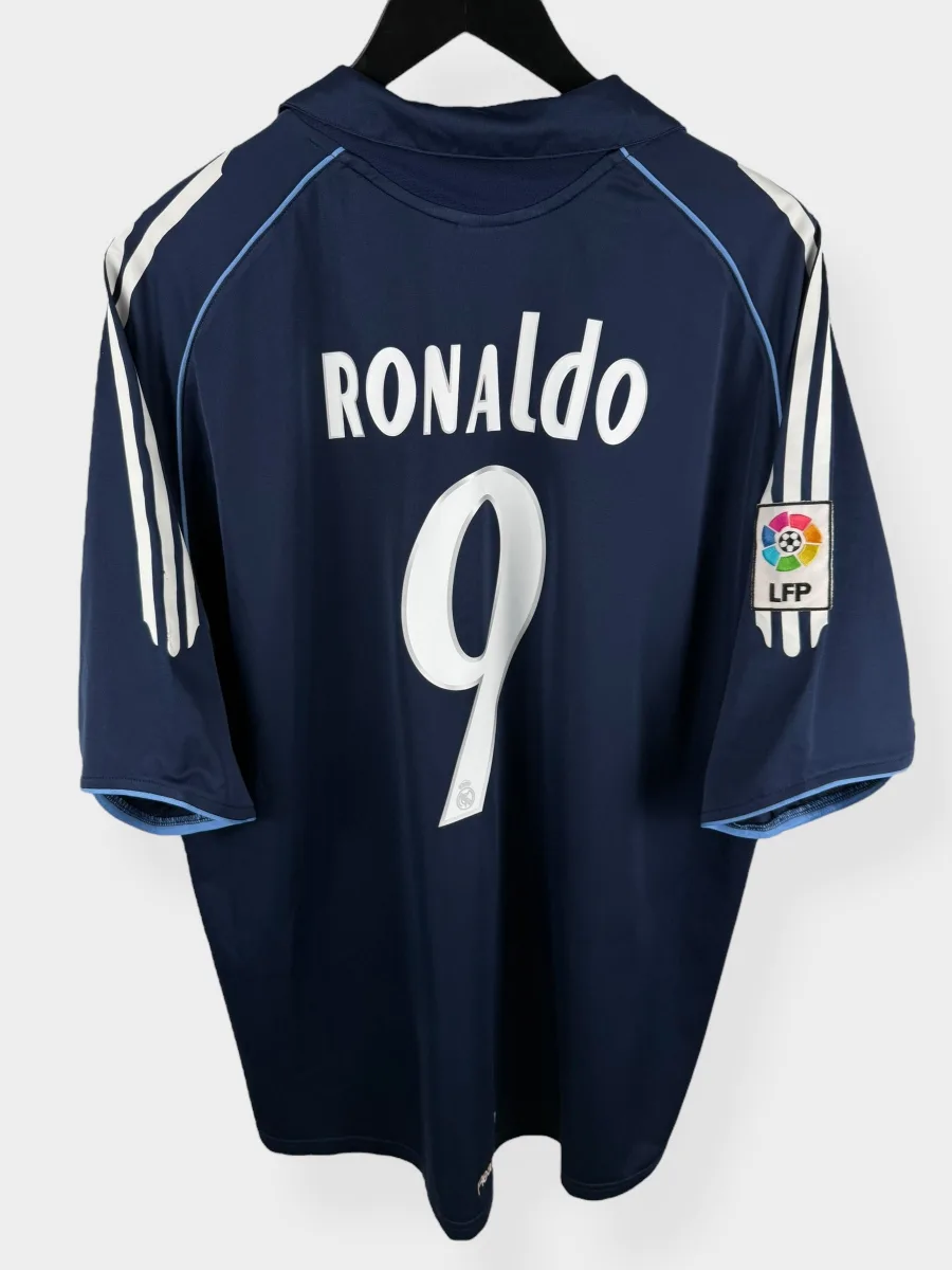 2005-06 REAL MADRID AWAY SHIRT RONALDO #9 XL