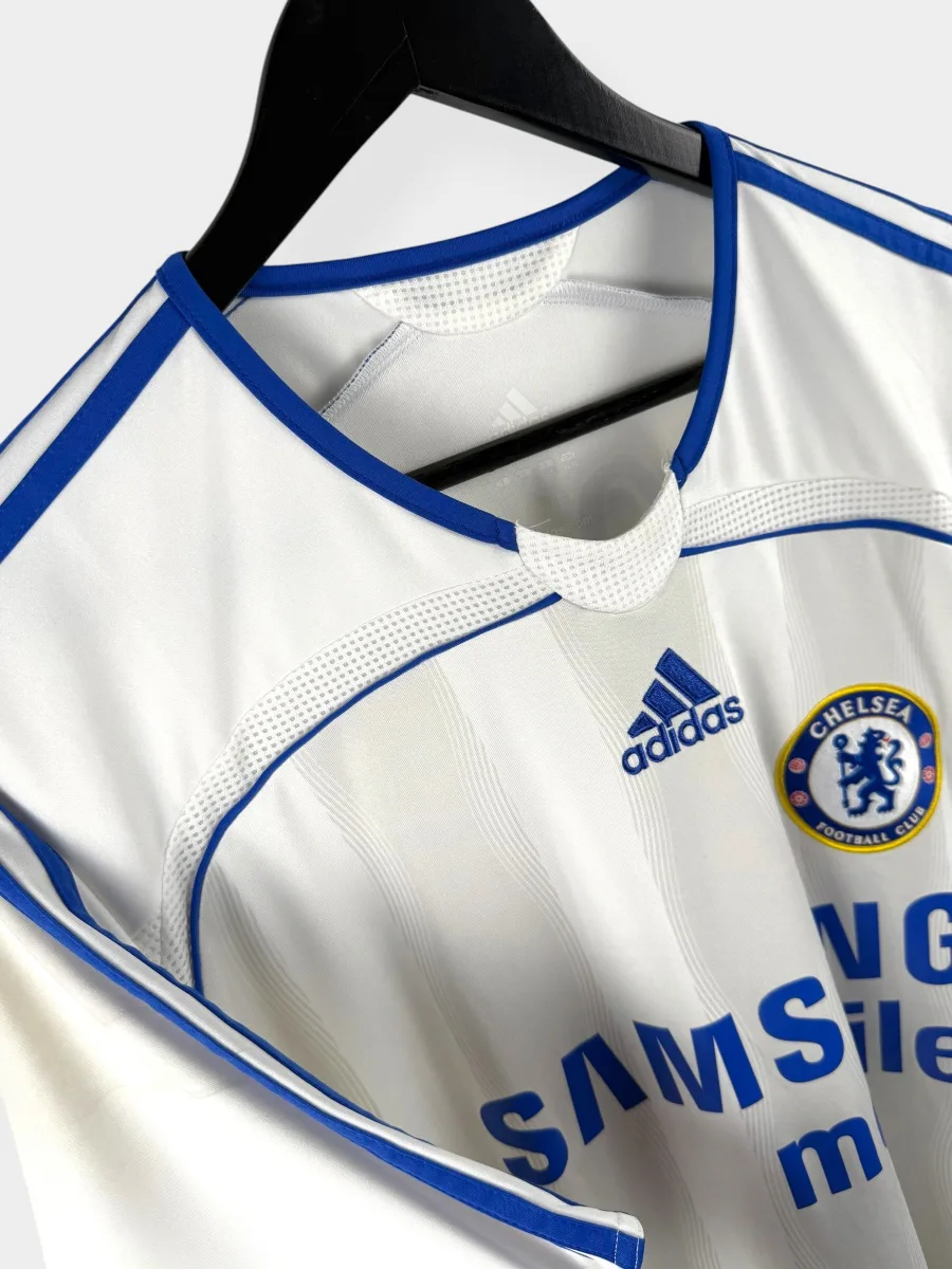 2006-07 CHELSEA away shirt, view 4