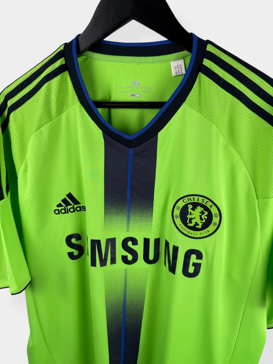 2010-11 CHELSEA third shirt, view 4