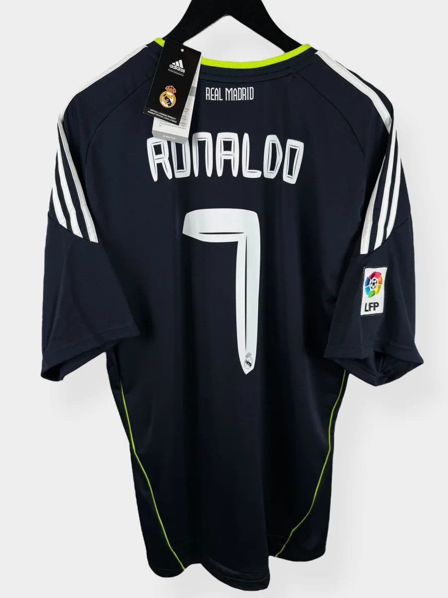 2010-11 REAL MADRID AWAY SHIRT RONALDO #7 XL