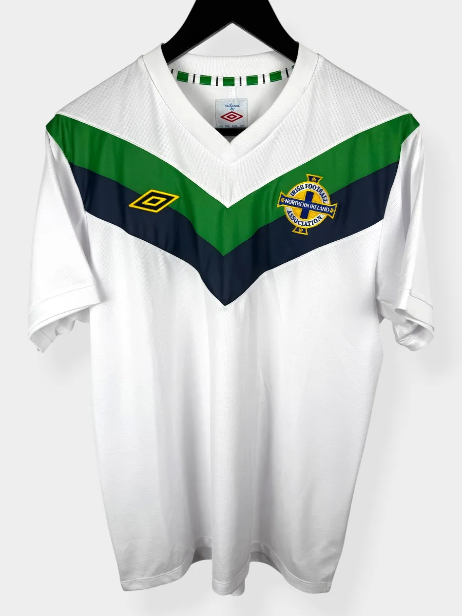 2011-12 NORTHERN IRELAND AWAY SHIRT M