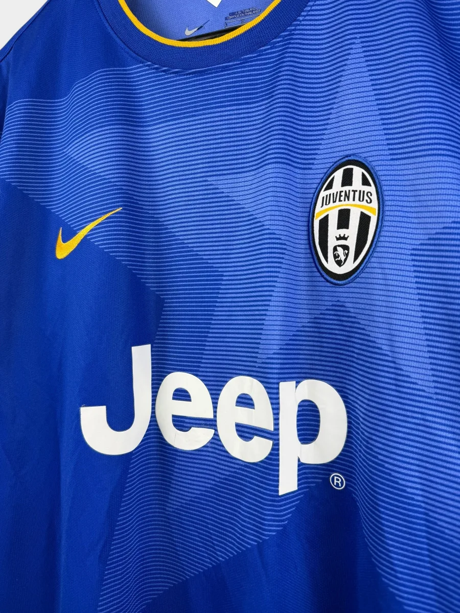 2014-15 JUVENTUS away shirt, view 4