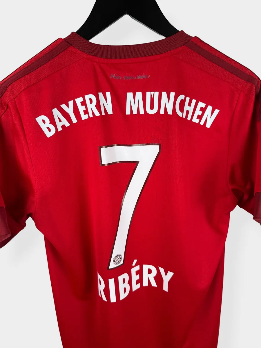 2015-16 BAYERN MUNICH home shirt, view 3