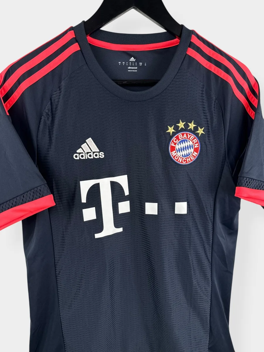 2015-16 BAYERN MUNICH third shirt, view 3