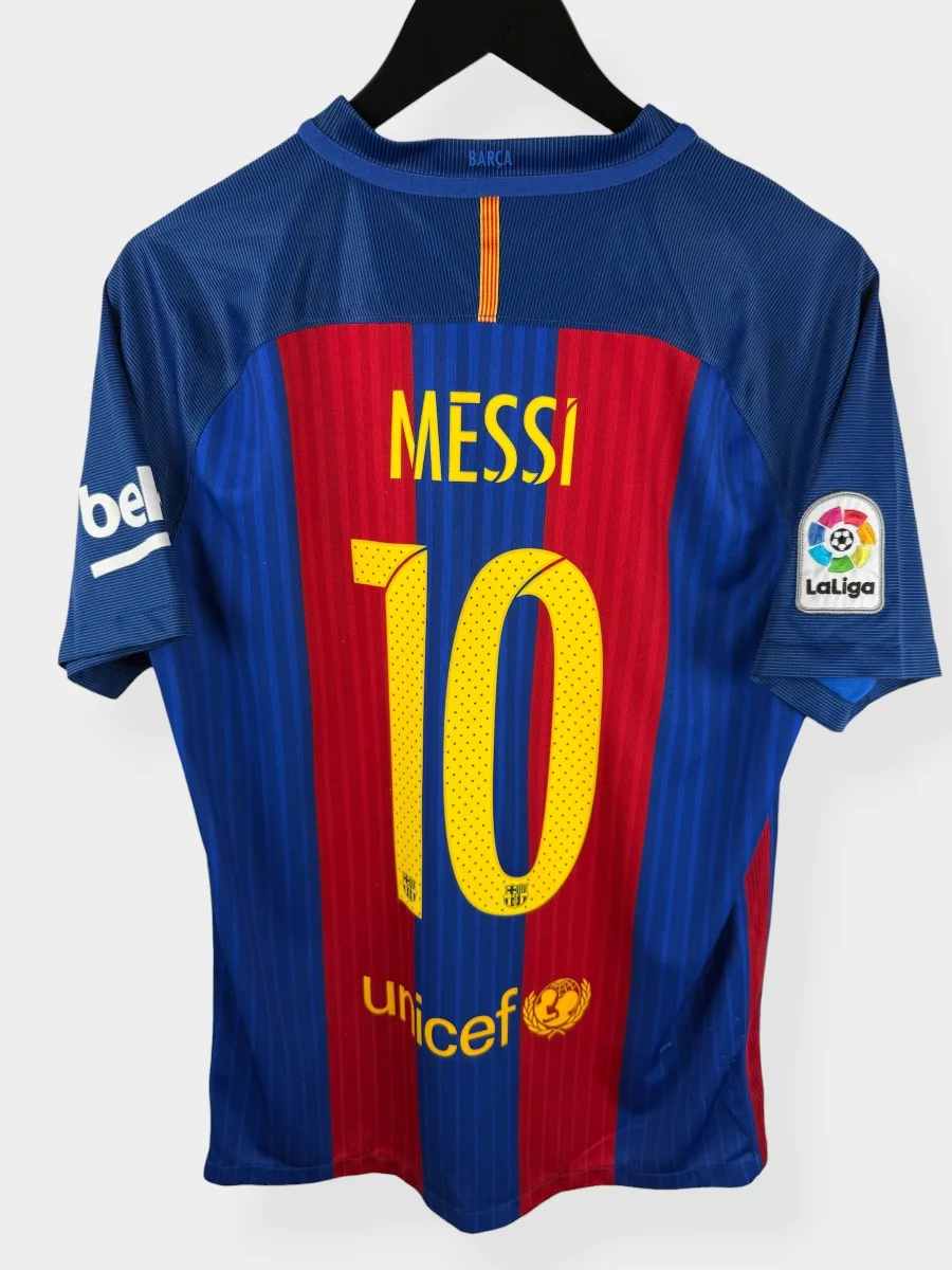 2016-17 BARCELONA HOME SHIRT MESSI #10 M