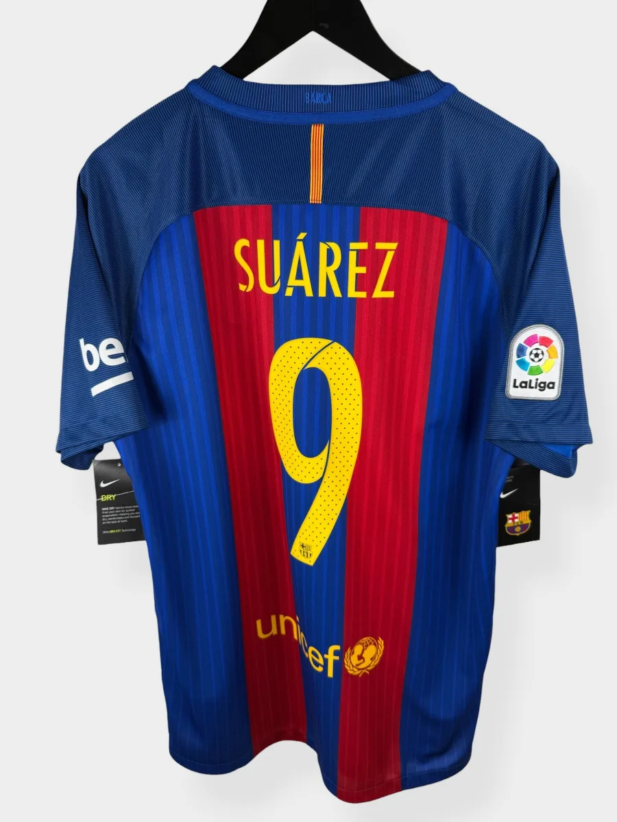 2016-17 BARCELONA HOME SHIRT SUAREZ #9 L