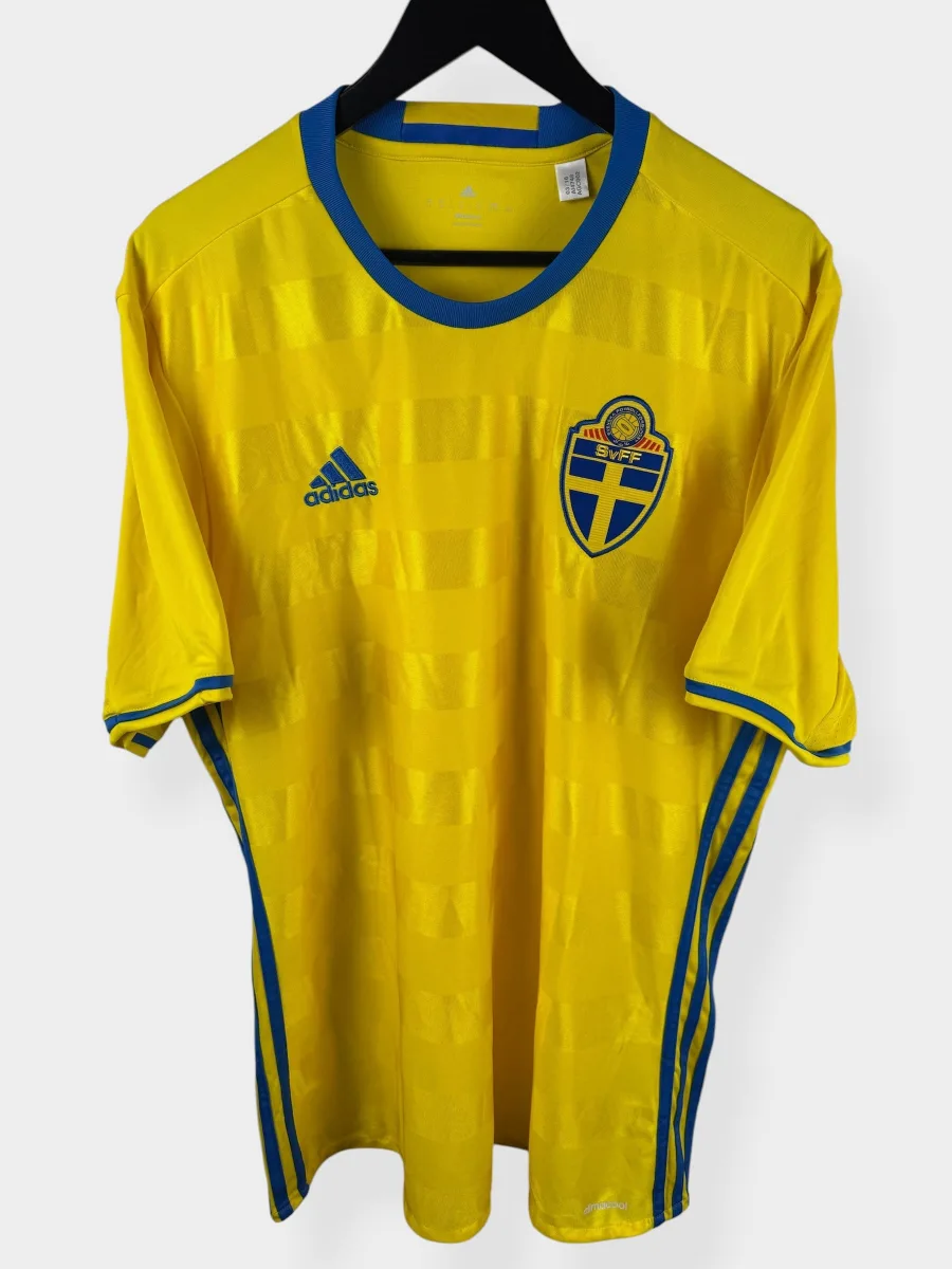 2016-17 SWEDEN HOME SHIRT XL