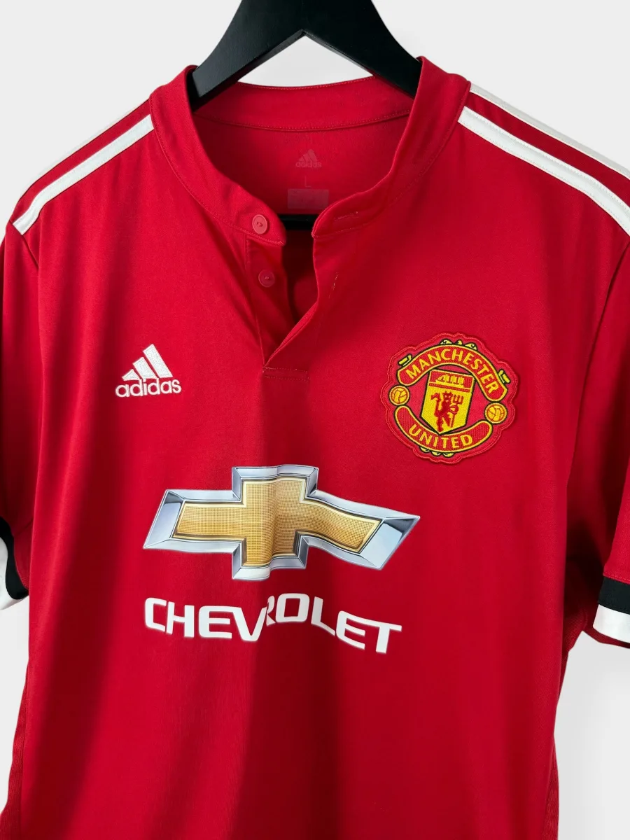 2017-18 MANCHESTER UNITED home shirt, view 4