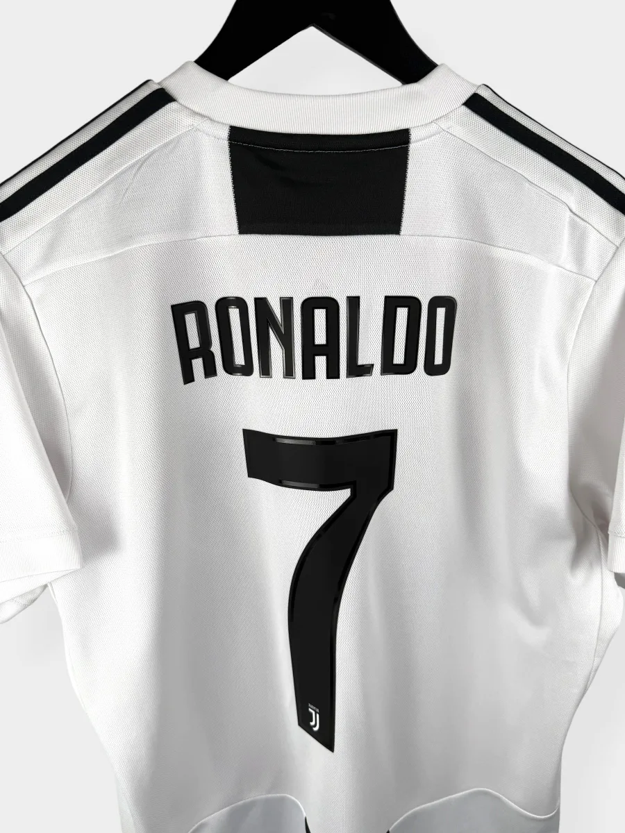 2018-19 JUVENTUS home shirt, view 3