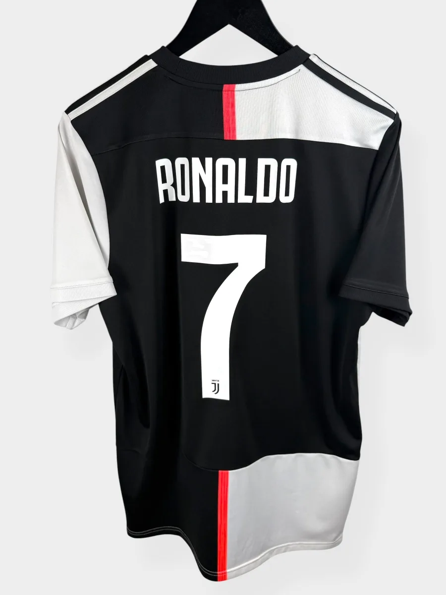 2019-20 JUVENTUS HOME SHIRT RONALDO #7 L