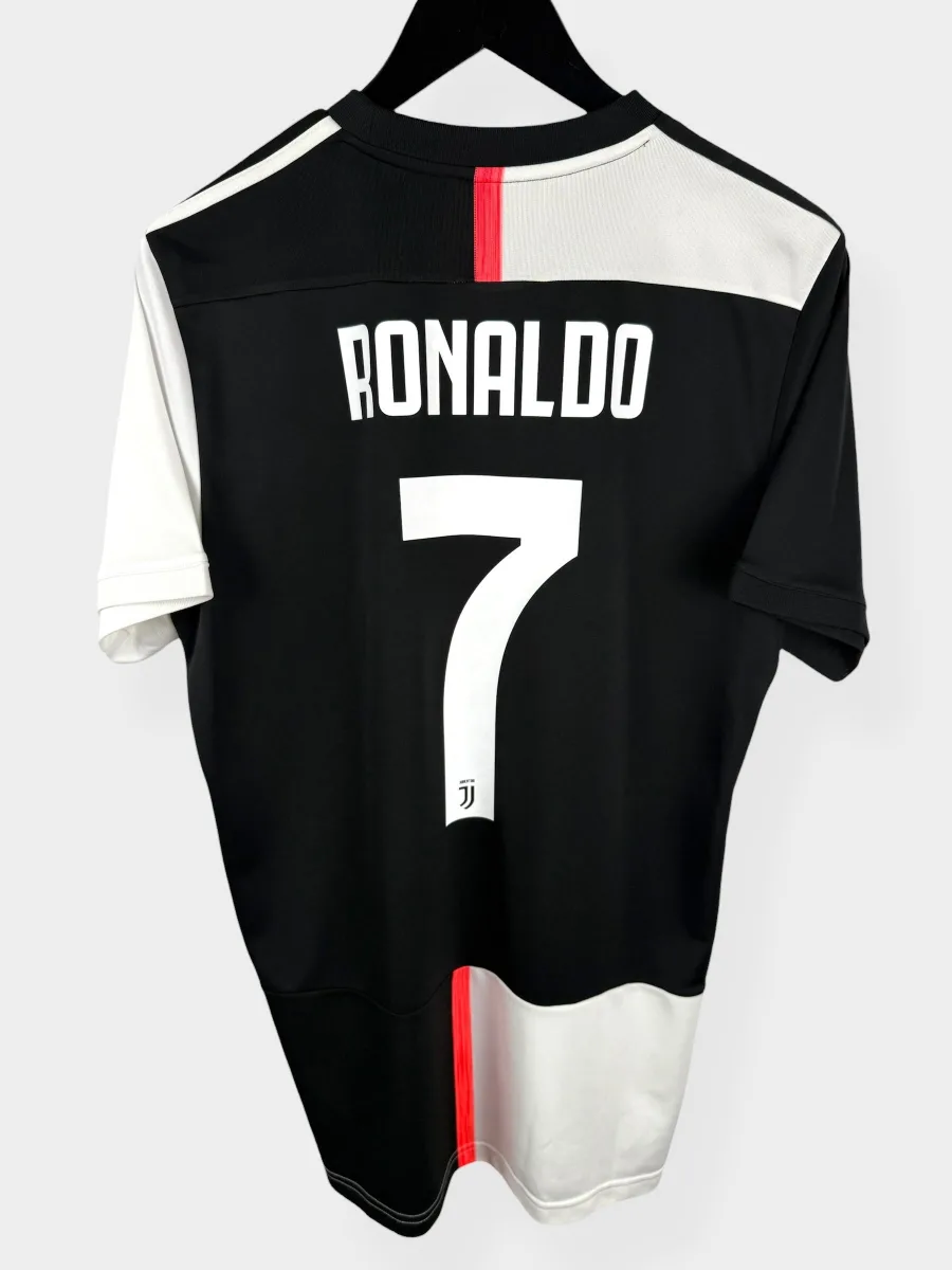 2019-20 JUVENTUS HOME SHIRT RONALDO #7 M