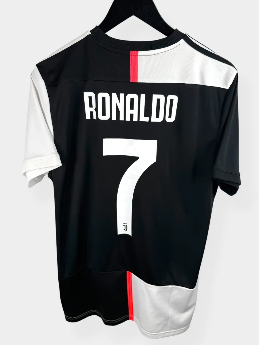 2019-20 JUVENTUS HOME SHIRT RONALDO #7 M