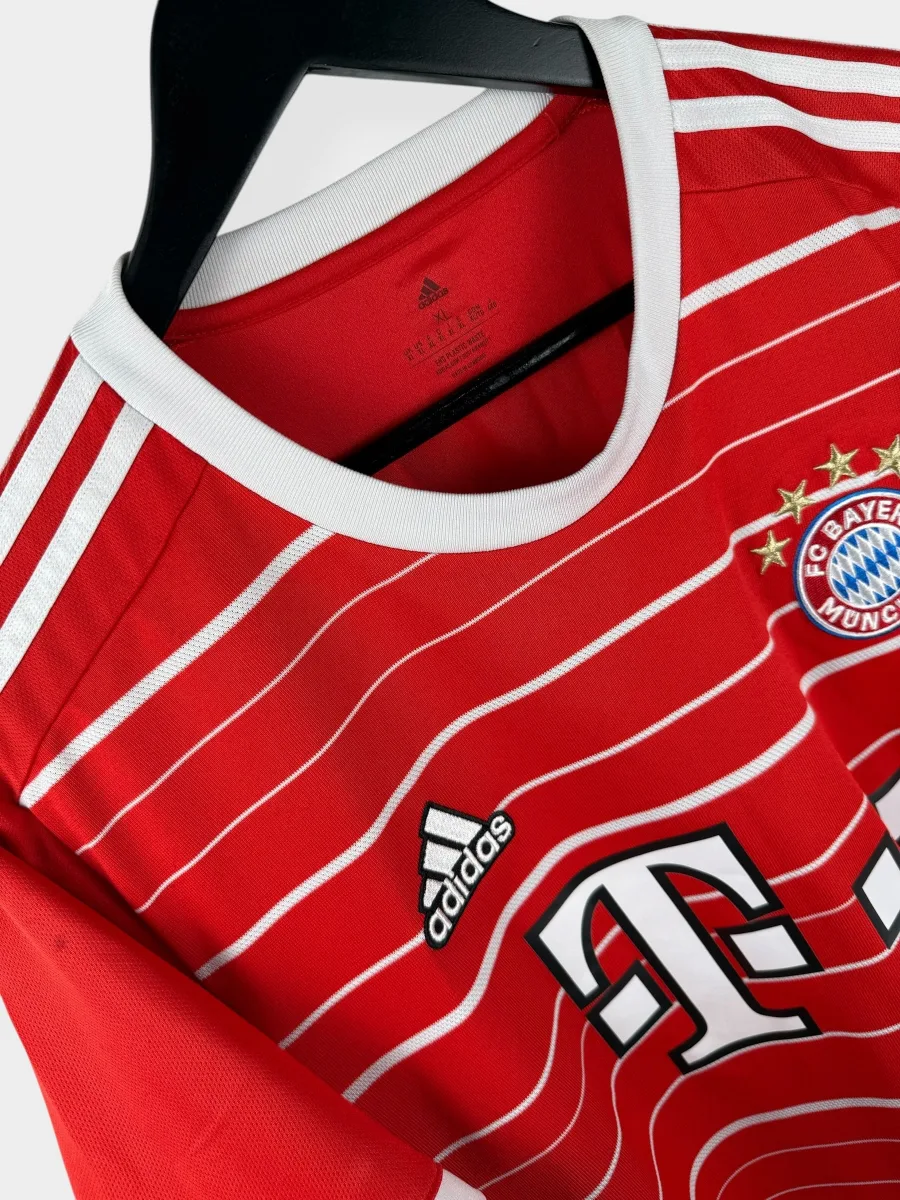 2022-23 BAYERN MUNICH home shirt, view 4