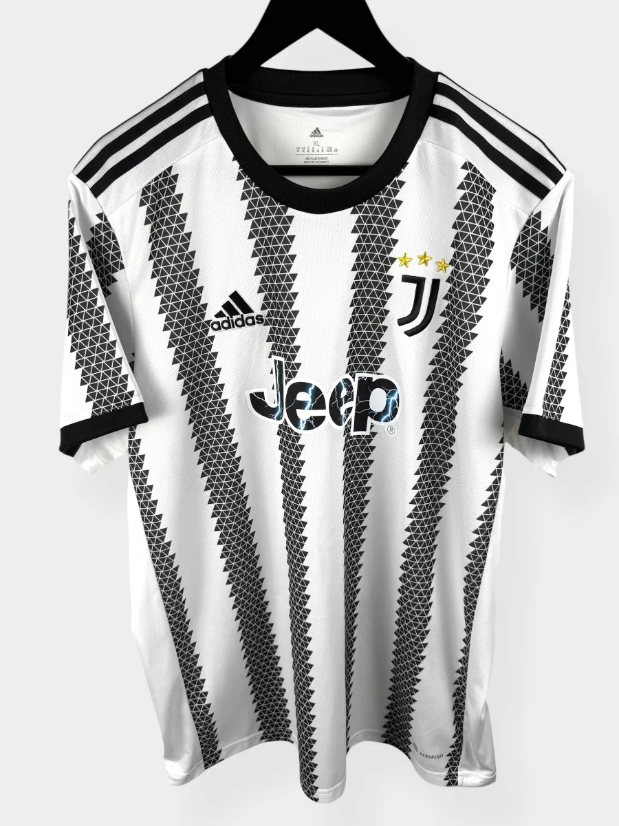 2022-23 JUVENTUS HOME SHIRT XL